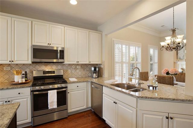 3730 Cypresswood Point, Gainesville, GA 30504