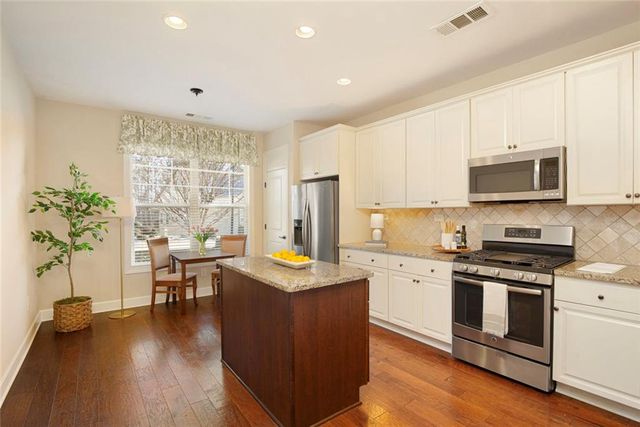 3730 Cypresswood Point, Gainesville, GA 30504