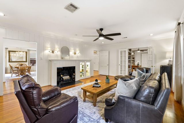 4375 Harvest Lane, Houston, TX 77004