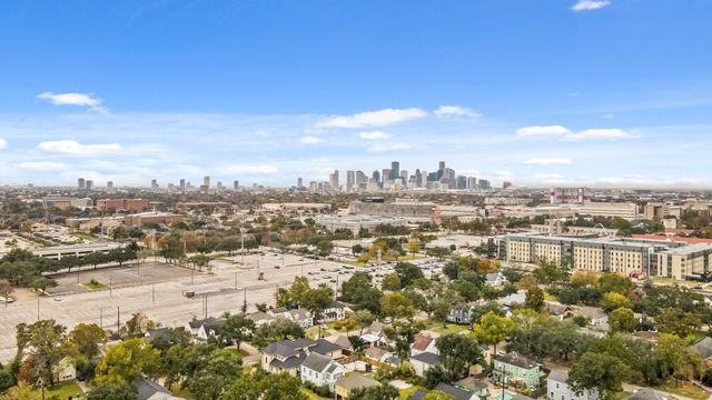 4375 Harvest Lane, Houston, TX 77004