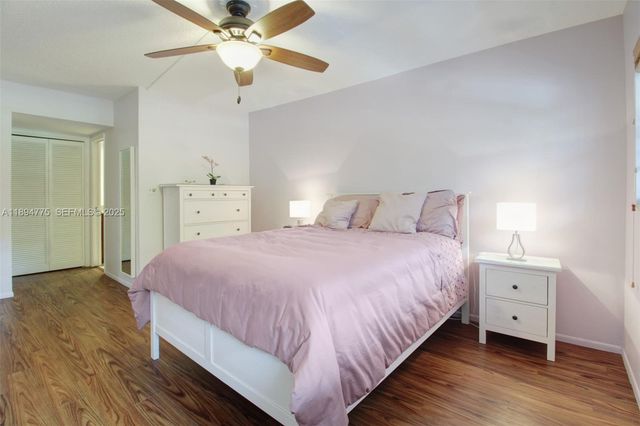 605 Oaks Drive 305, Pompano Beach, FL 33069