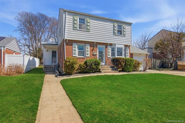 2295 3rd Street, East Meadow, NY 11554