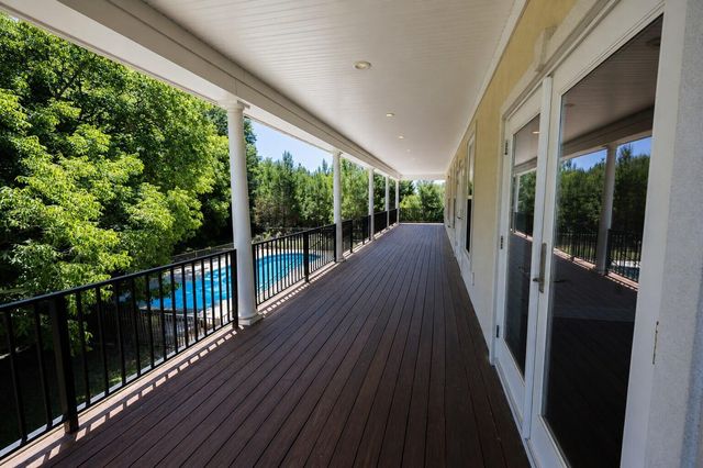 4712 Westervelt Road, Meggett, SC 29449