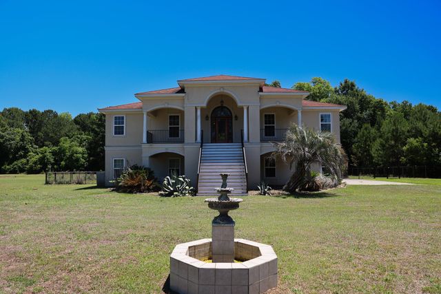 4712 Westervelt Road, Meggett, SC 29449
