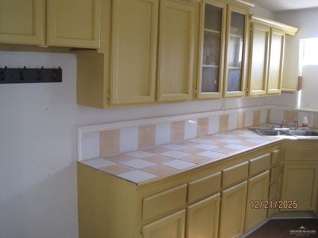 611 San Benito Street, Weslaco, TX 78596