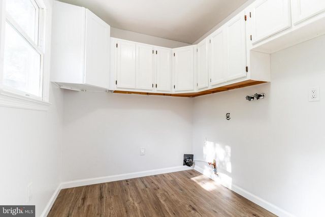 9 HAWTHORNE DR, Medford, NJ 08055