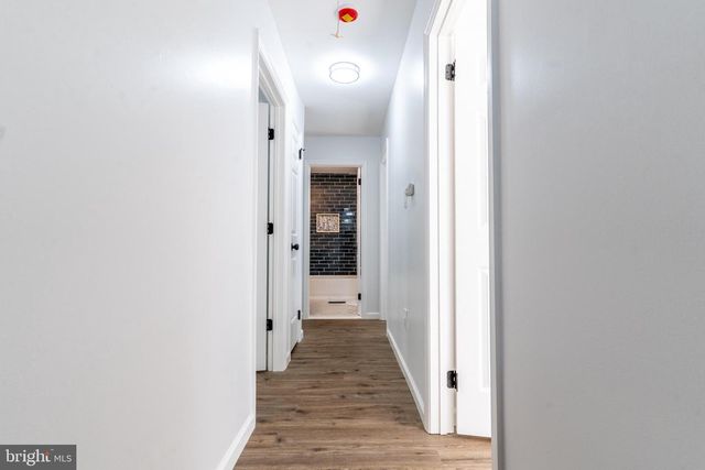 9 HAWTHORNE DR, Medford, NJ 08055