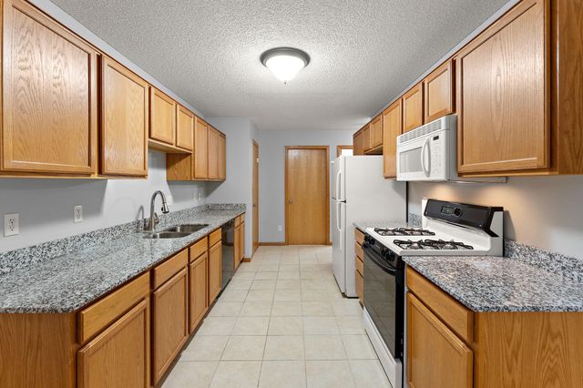 8736 Hastings Circle NE, Blaine, MN 55449
