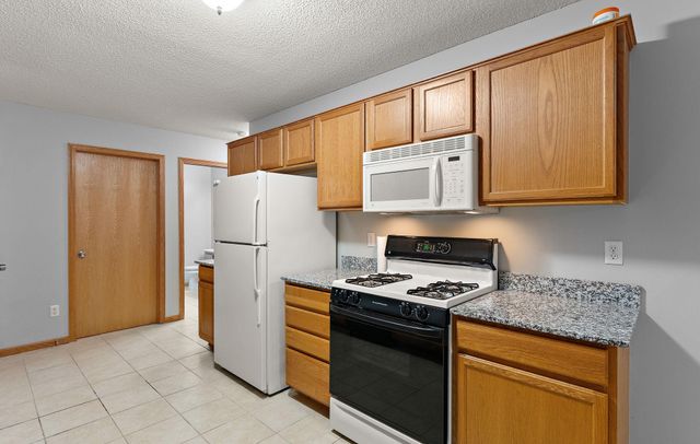 8736 Hastings Circle NE, Blaine, MN 55449