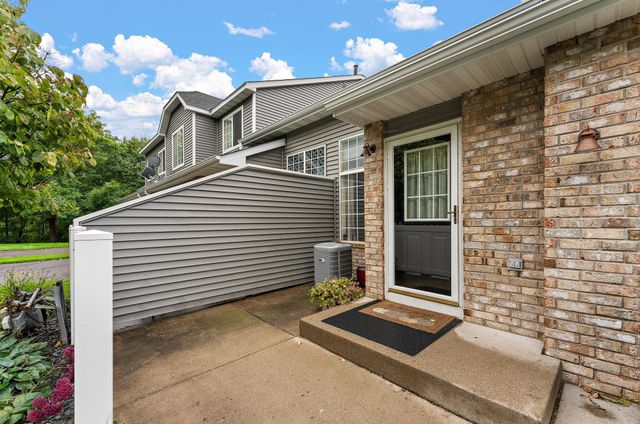 8736 Hastings Circle NE, Blaine, MN 55449