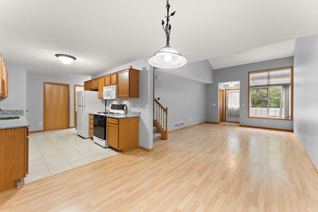 8736 Hastings Circle NE, Blaine, MN 55449