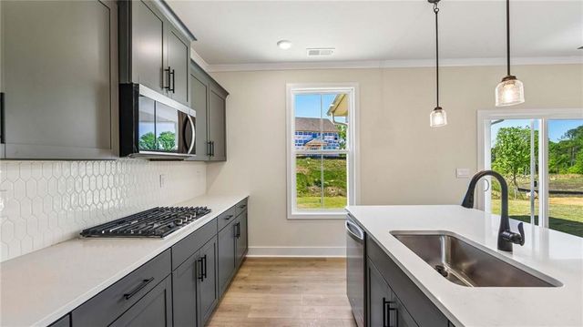16780 S Allman Road, Olathe, KS 66062