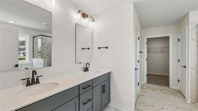 16780 S Allman Road, Olathe, KS 66062