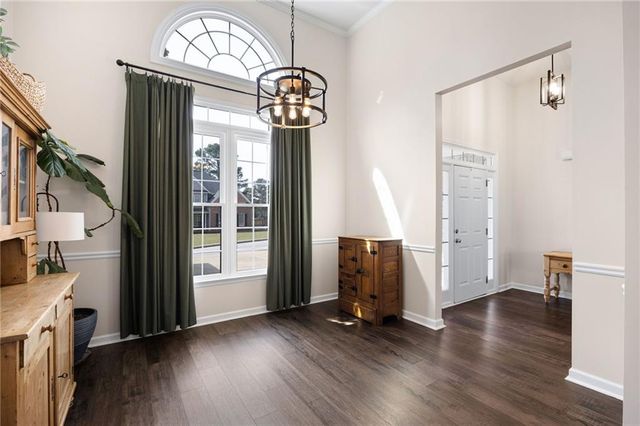 717 Golf Crest Drive, Acworth, GA 30101