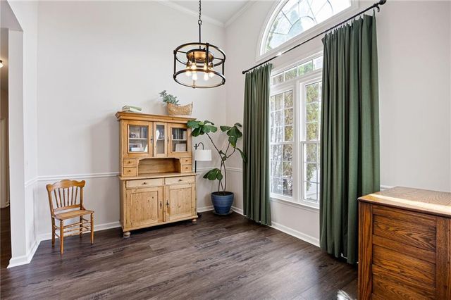 717 Golf Crest Drive, Acworth, GA 30101