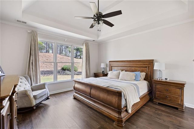 717 Golf Crest Drive, Acworth, GA 30101