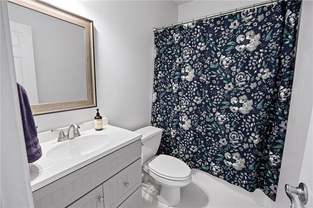 717 Golf Crest Drive, Acworth, GA 30101