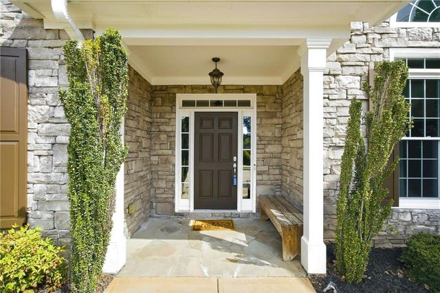 717 Golf Crest Drive, Acworth, GA 30101