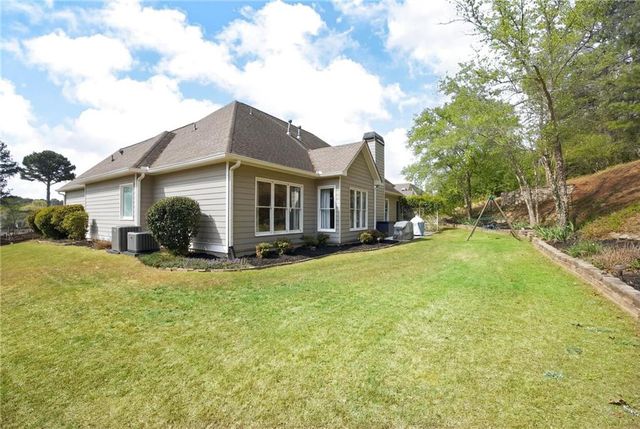 717 Golf Crest Drive, Acworth, GA 30101