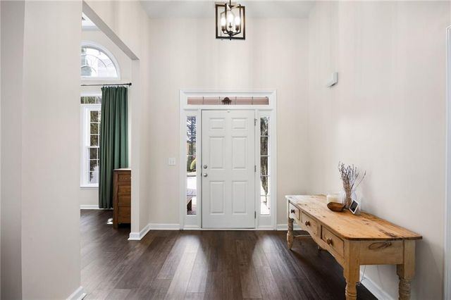 717 Golf Crest Drive, Acworth, GA 30101