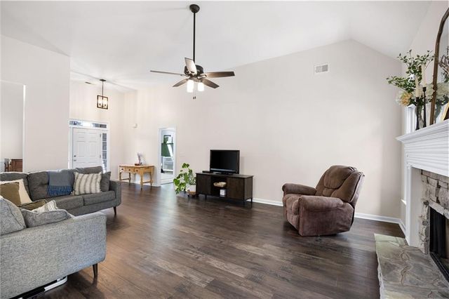 717 Golf Crest Drive, Acworth, GA 30101