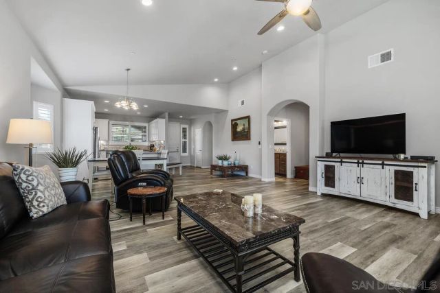 8531 Even Seth Circle, Santee, CA 92071