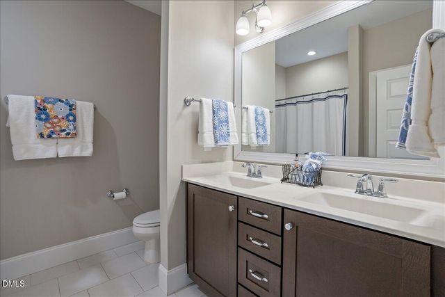 525 Ancient Oaks Drive, Holly Springs, NC 27540