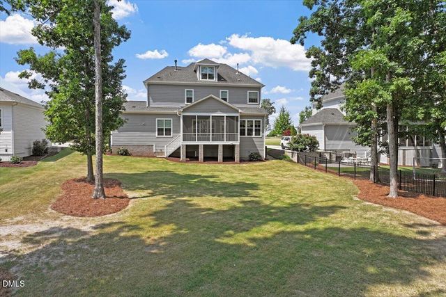 525 Ancient Oaks Drive, Holly Springs, NC 27540