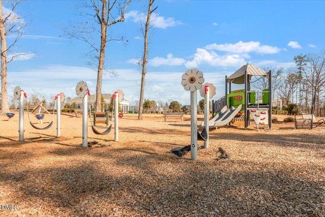 525 Ancient Oaks Drive, Holly Springs, NC 27540