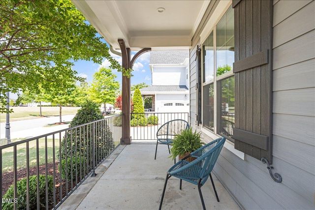 525 Ancient Oaks Drive, Holly Springs, NC 27540