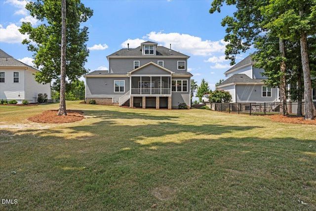 525 Ancient Oaks Drive, Holly Springs, NC 27540