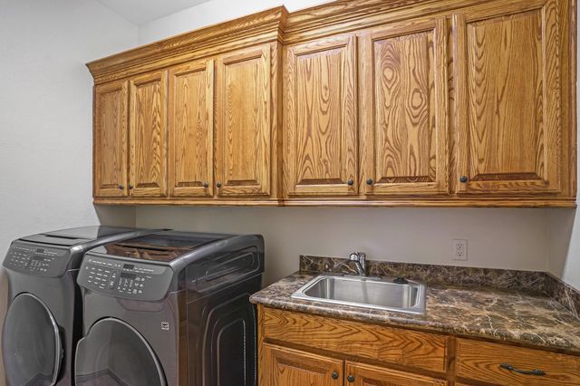 7713 Lakeview Circle, Fort Worth, TX 76179