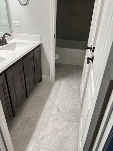 203 Mockingbird Drive, Waxahachie, TX 75165