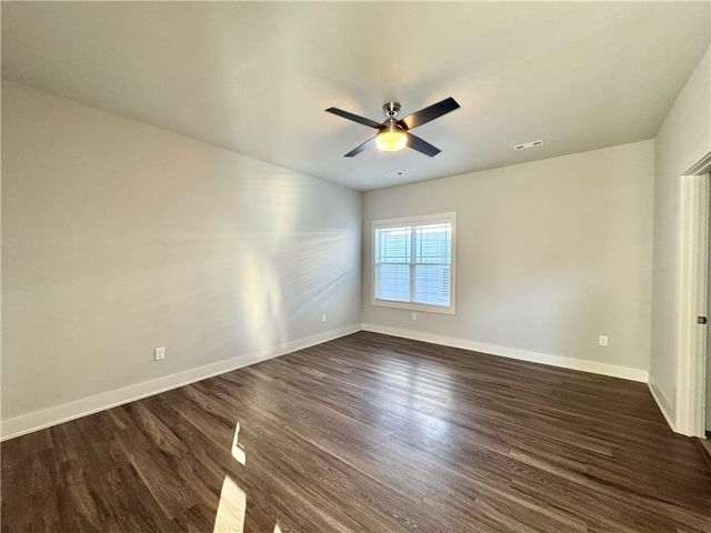 703 NE Heights Lane, Bentonville, AR 72712