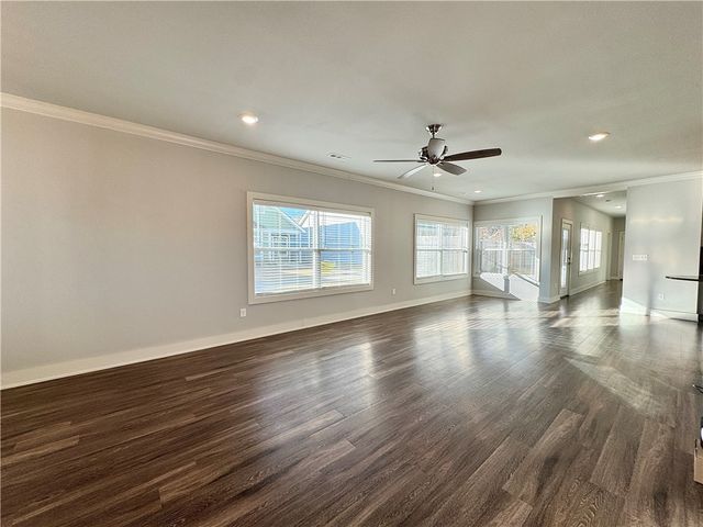 703 NE Heights Lane, Bentonville, AR 72712