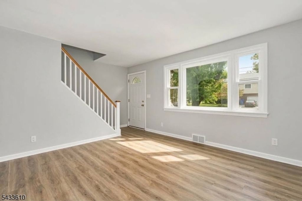 145 Golf Ave, South Plainfield Boro, NJ 07080 — photo 4