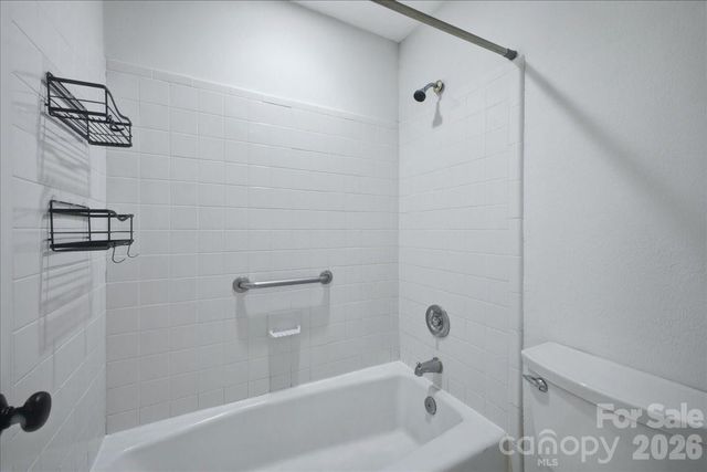 232 Queens Road 37, Charlotte, NC 28204
