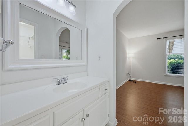 232 Queens Road 37, Charlotte, NC 28204