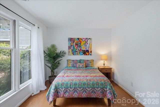 232 Queens Road 37, Charlotte, NC 28204
