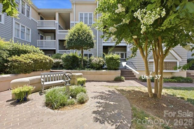 232 Queens Road 37, Charlotte, NC 28204