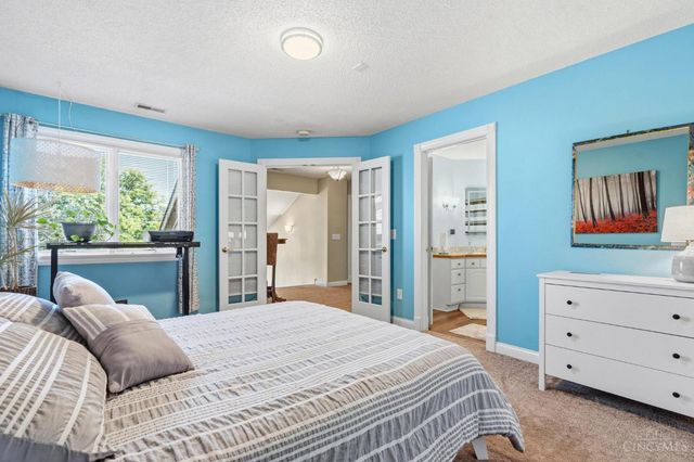 8425 Washington Village Drive, Washington Twp, OH 45458