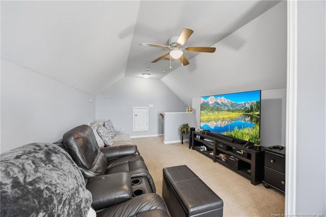 1944 Yellowbrick Road, Fayetteville, NC 28314