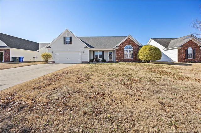 1944 Yellowbrick Road, Fayetteville, NC 28314