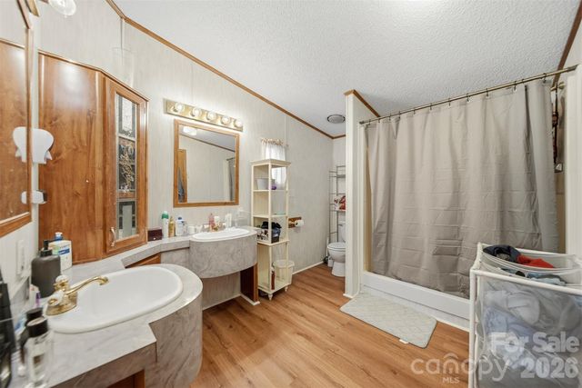109 10th Street NE, Hildebran, NC 28637
