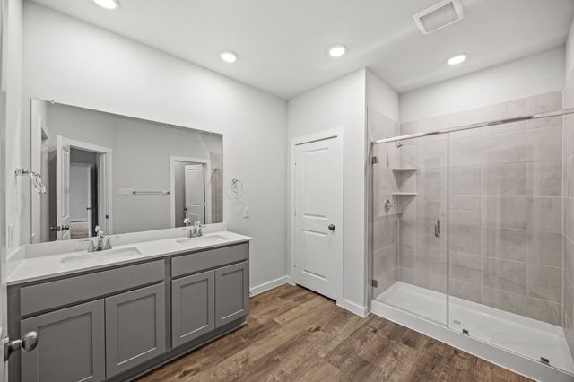 329 Amberville Drive, Red Oak, TX 75154