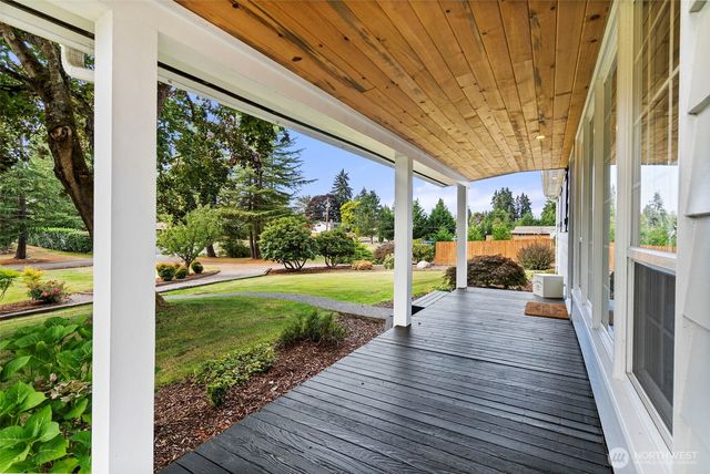 2525 112th Avenue E, Edgewood, WA 98372