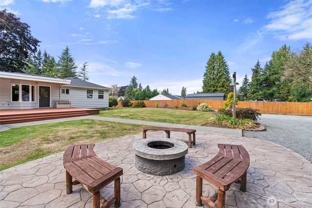2525 112th Avenue E, Edgewood, WA 98372