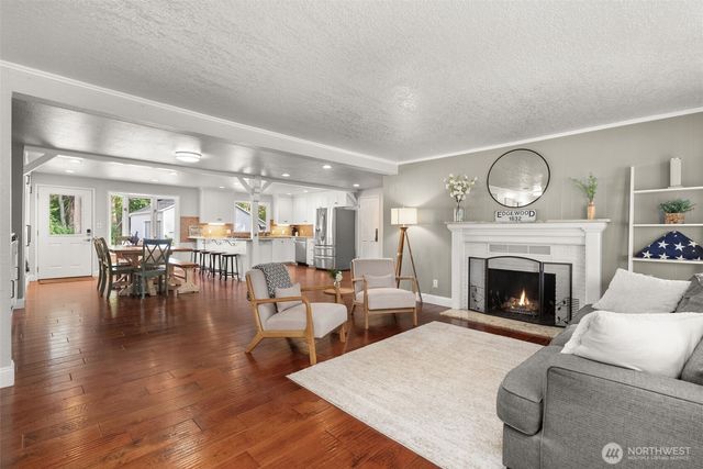 2525 112th Avenue E, Edgewood, WA 98372