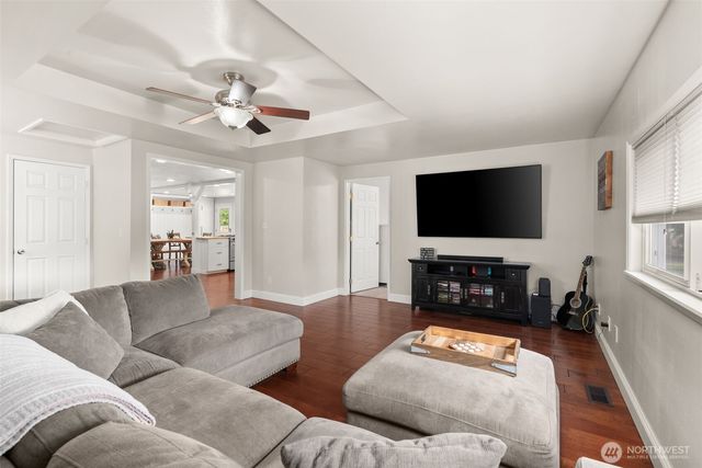 2525 112th Avenue E, Edgewood, WA 98372