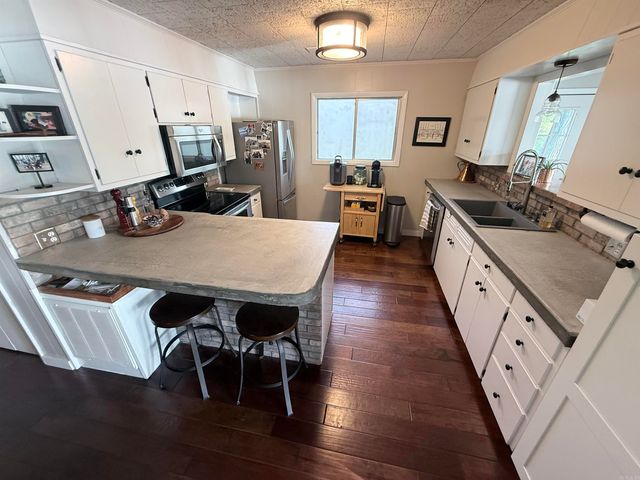 5 Lakeshore Drive, Higden, AR 72067